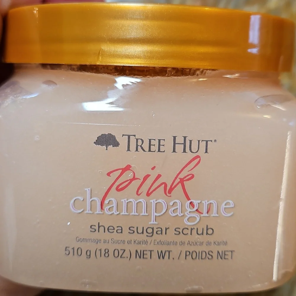TREE HUT Pink Champagne Shea Sugar Scrub NEW
